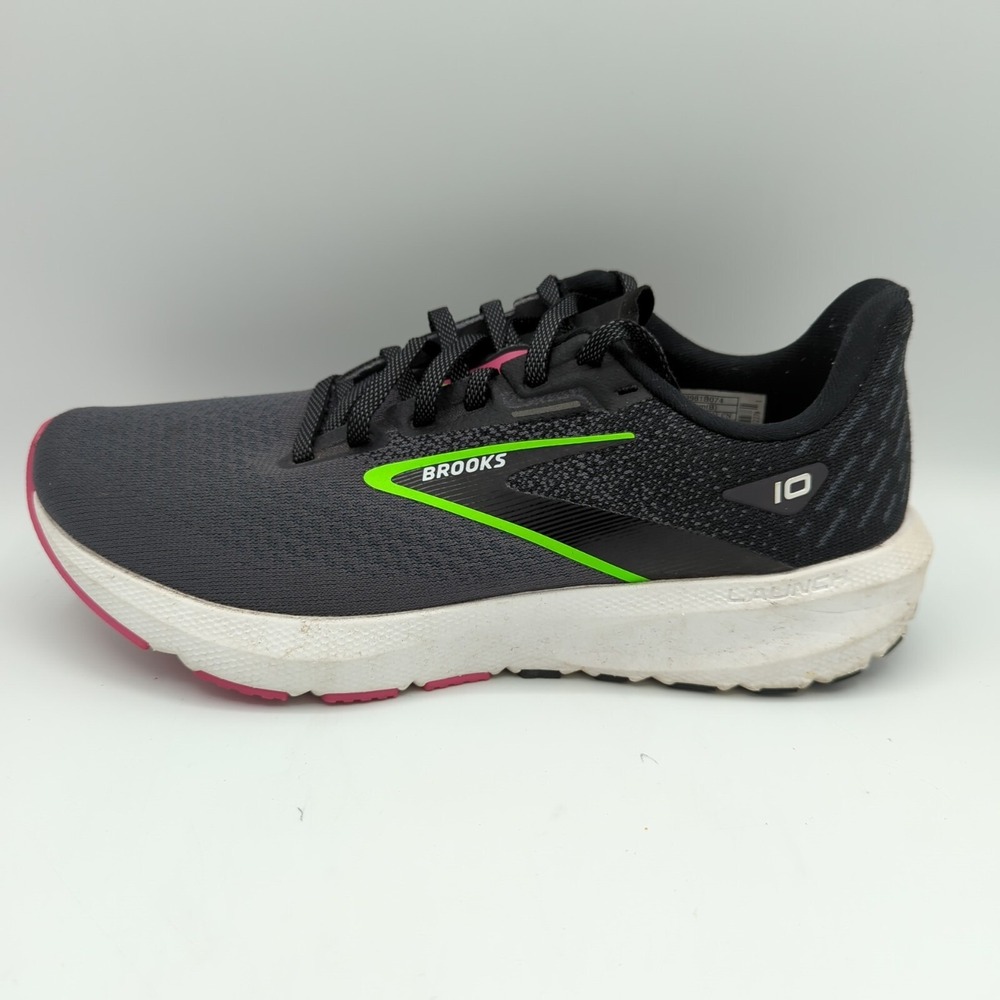 Brooks Womens Launch 10 1203981B074 Gray Black Lace-Up Sneaker Shoes Size 8 B